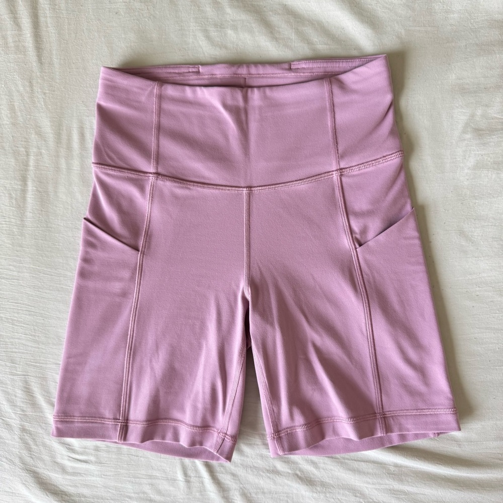 Aritzia TNA shorts